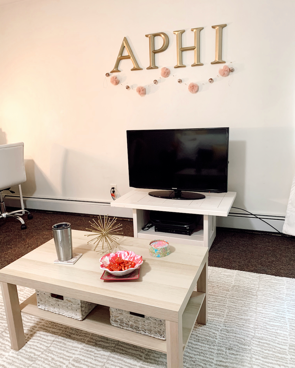 My First Apartment Tour Sophomore Year: Alpha Phi Sorority House at Kent State