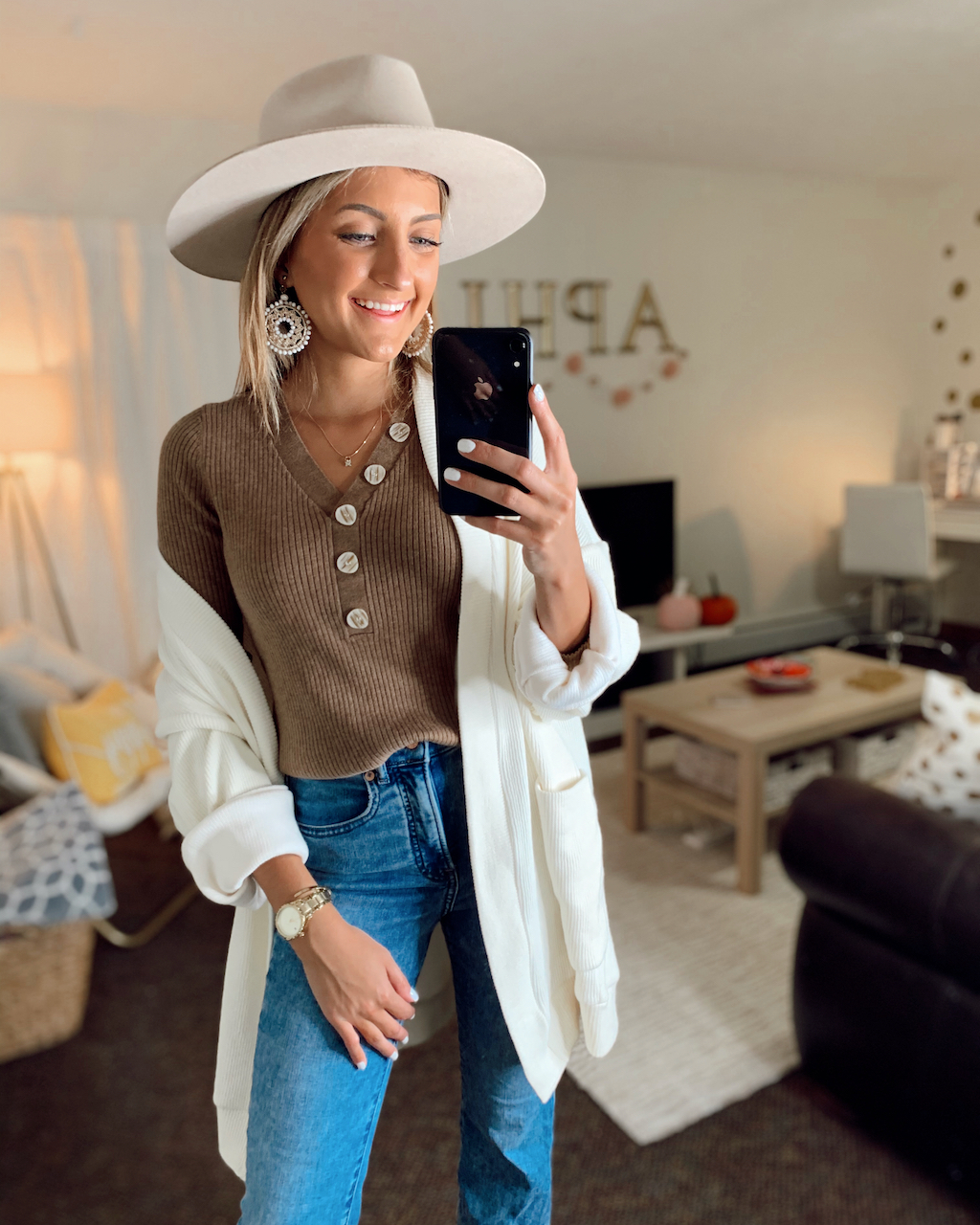 25 Fall Outfit Ideas + Trends 2020