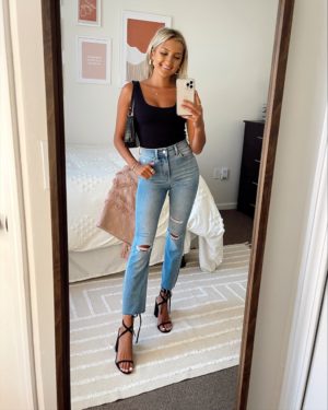 Styling My Top 10 Favorite Pairs of Express Jeans
