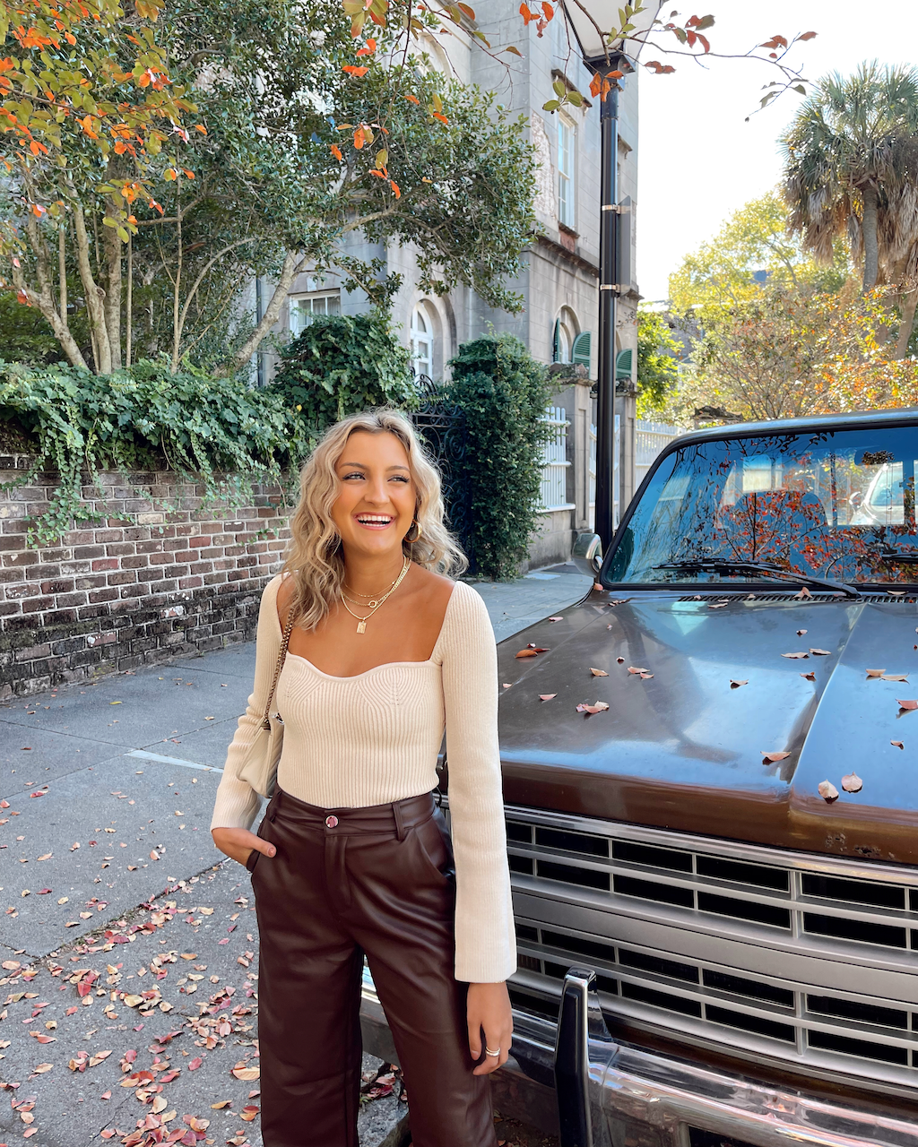 What To Wear In Charleston Fall 2021 // 13 outfits to wear in charleston