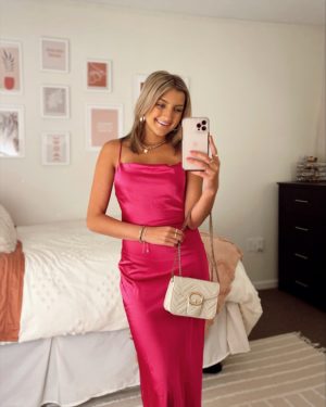 15 Outfits Ideas For Valentine's Day 2022