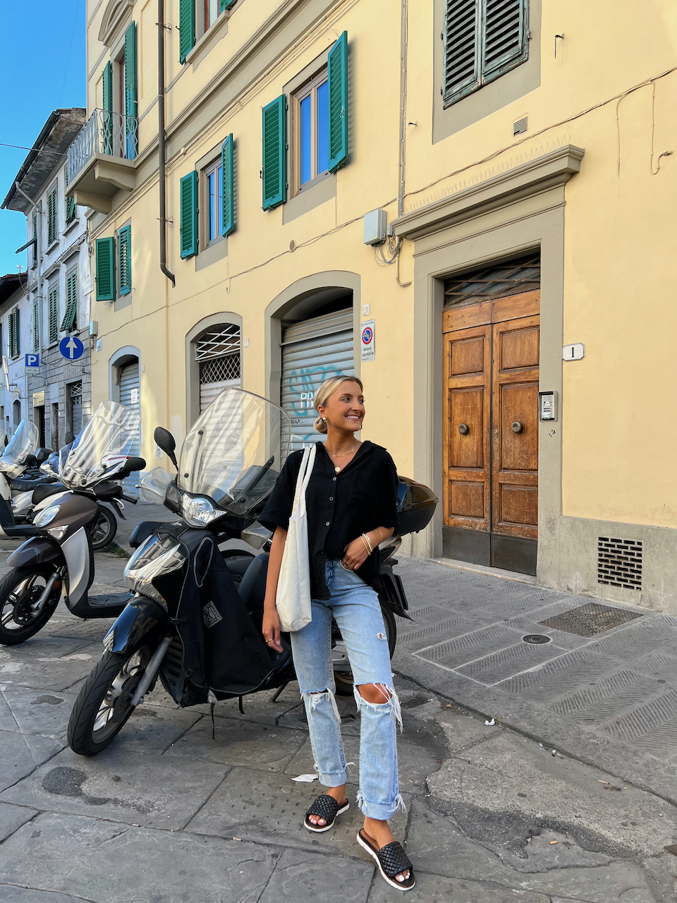 Florence Outfits + Week In My Life Weekly Wrap Up #37 2022