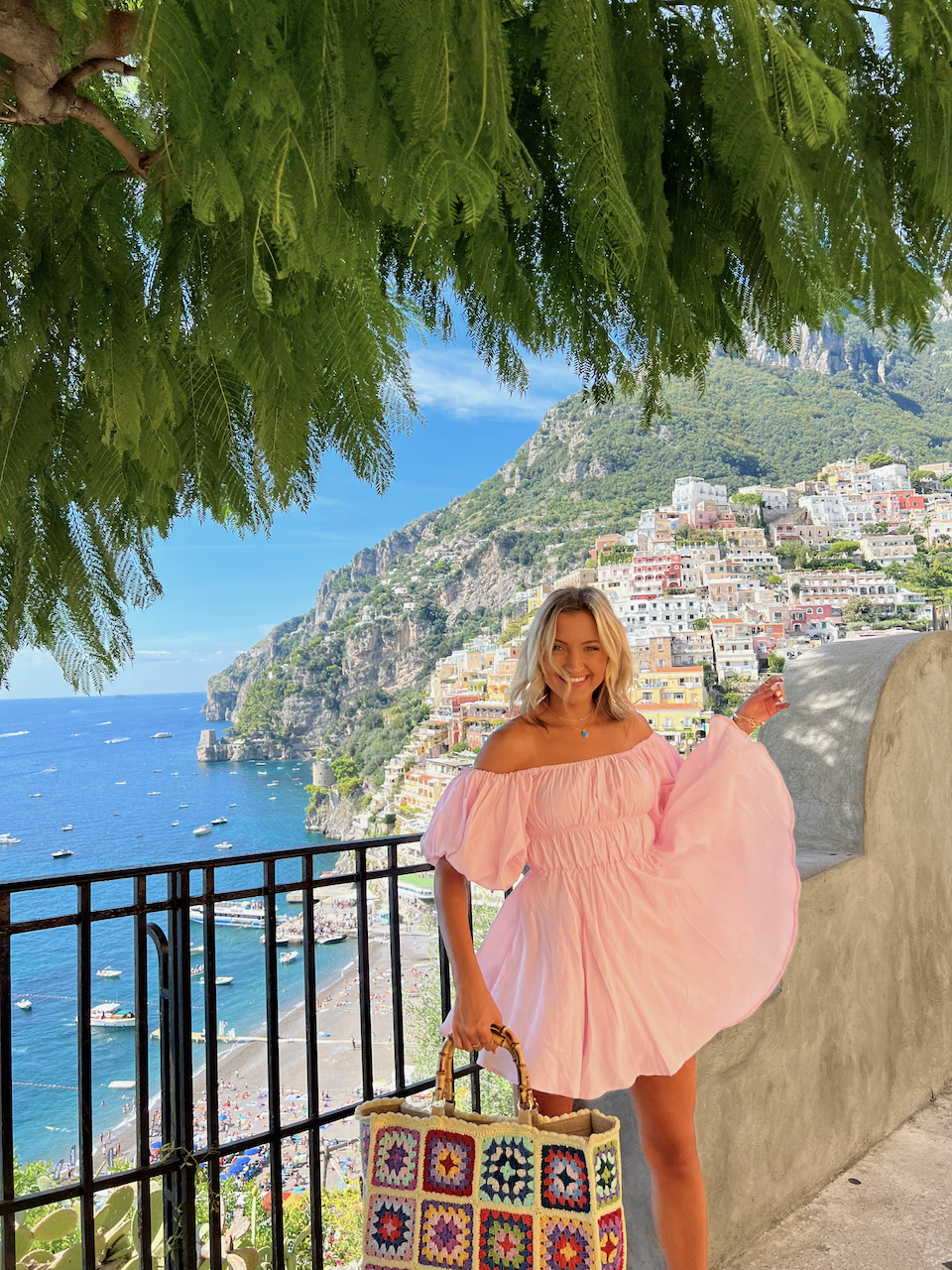 What to Wear to The Amalfi Coast, Italy