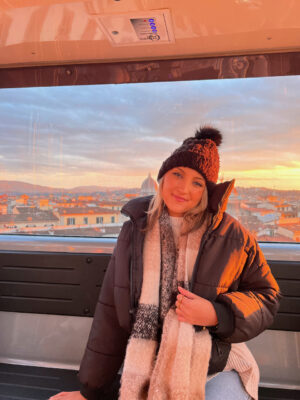 Florence Outfits + Week In My Life Weekly Wrap Up #49 2022