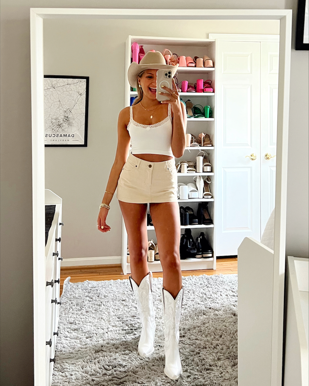 4 Outfits To Wear To Your Next Country Concert