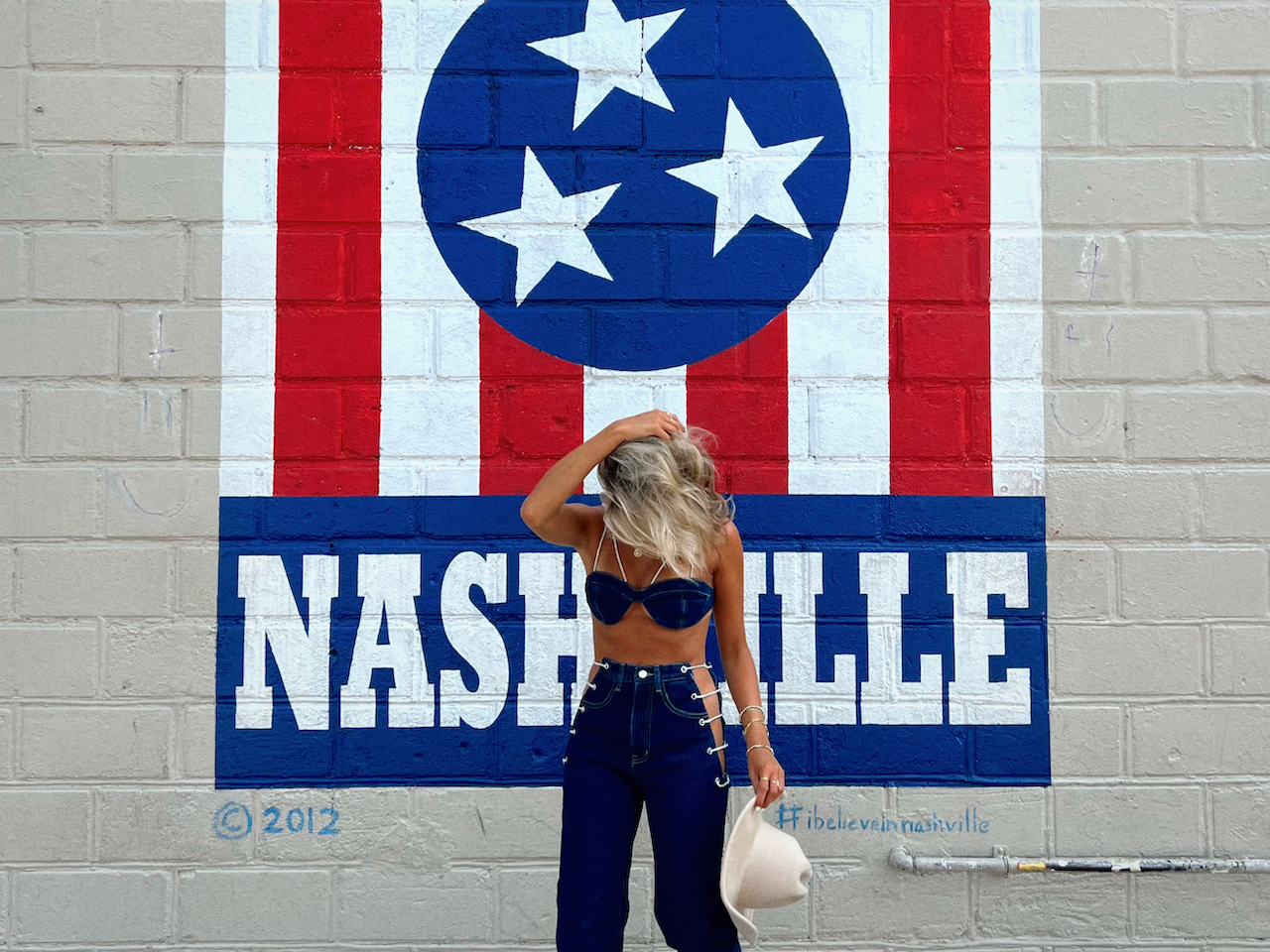 What to Wear in Nashville - Outfit Guide & Style Tips