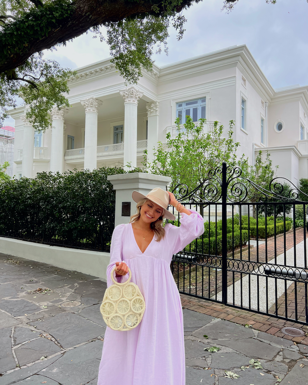 What To Wear In Charleston, South Carolina This Spring || Charleston Outfit Ideas Spring 2023