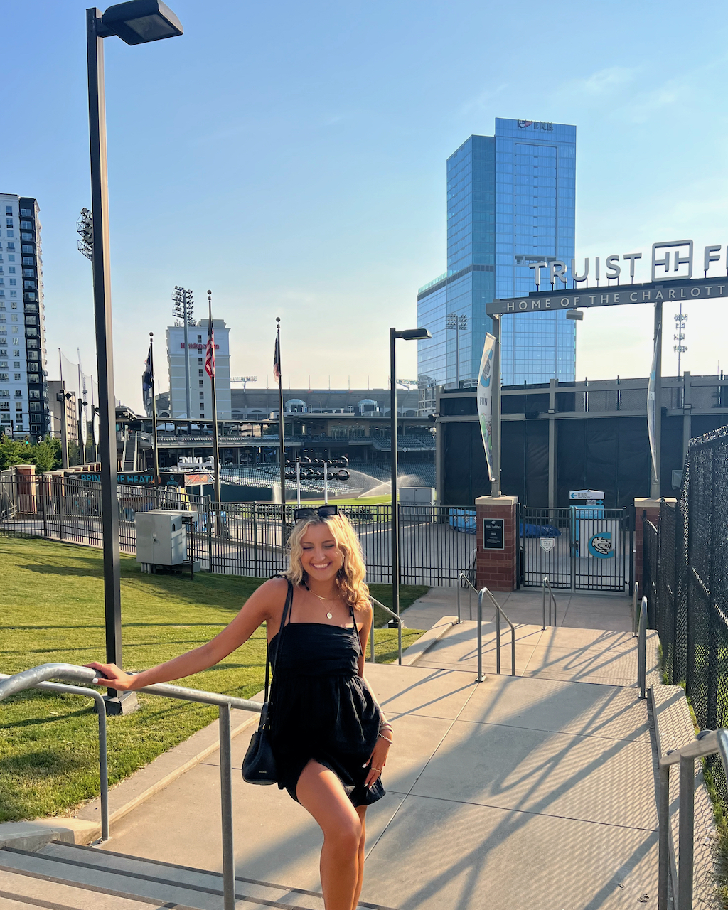 Charlotte, North Carolina Travel Guide || Spring 2023 2 Day Itinerary, Restaurant Recommendations & Outfit Ideas