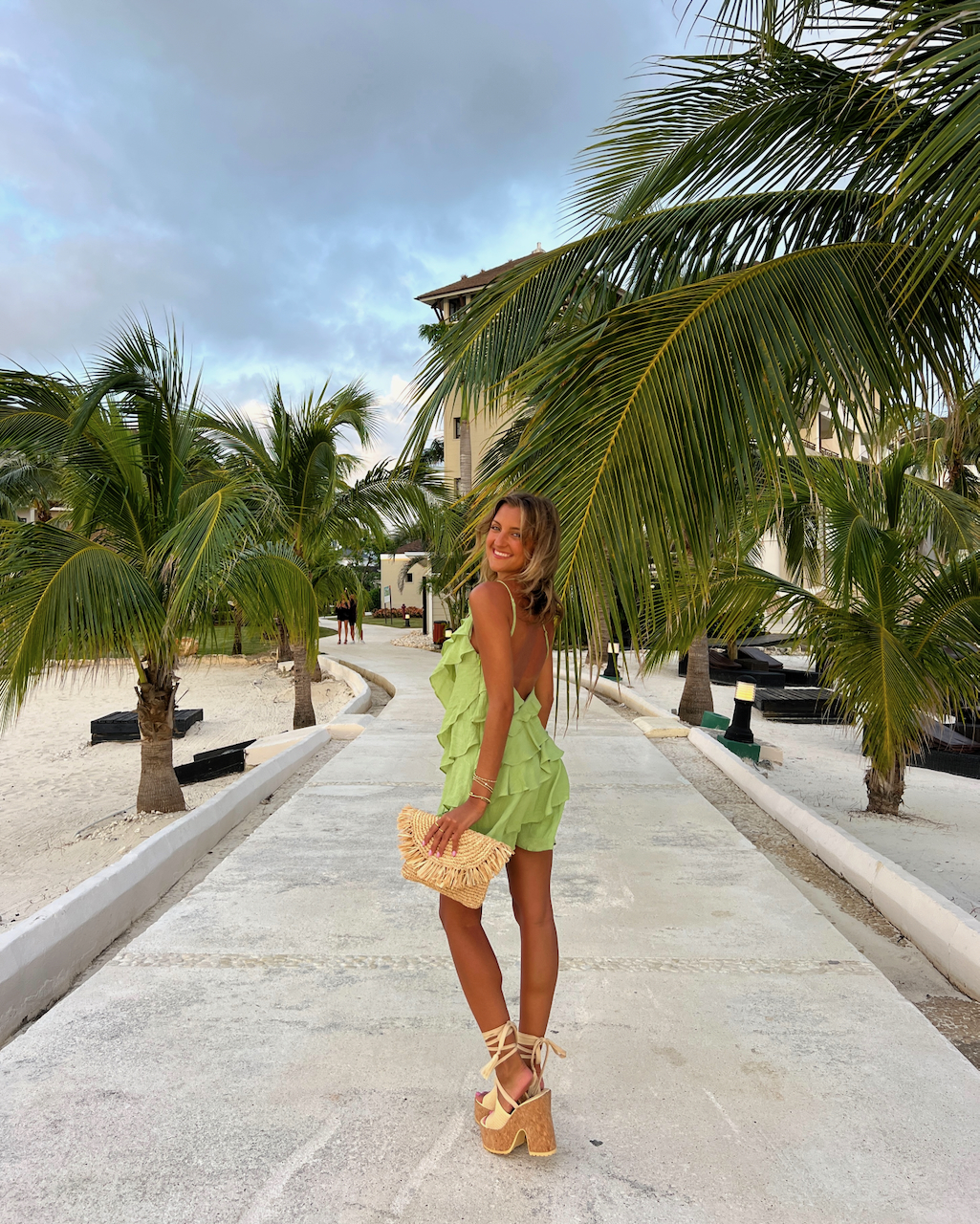 what to wear in jamaica, jamaica outfit ideas, what to wear at an all inclusive resort